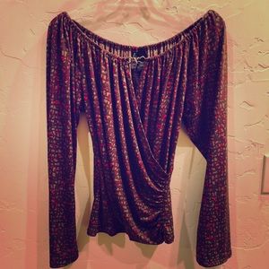 Gorgeous Wrap ‘Look’ on or off the shoulder Shirt